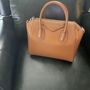 Sale!! Givenchy small Antigona Tan calf leather